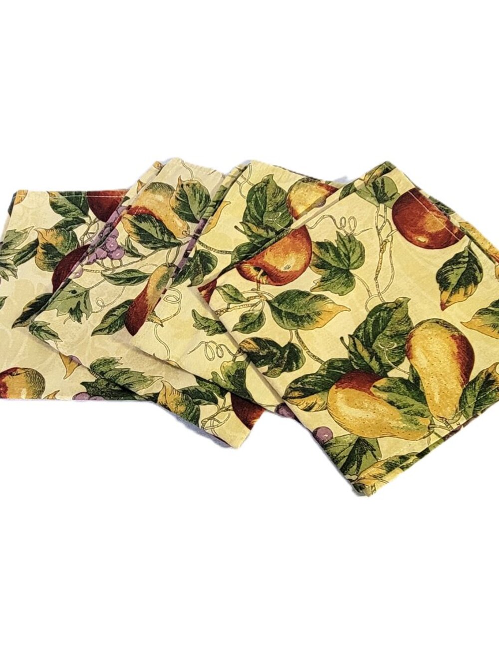 Food Network Fruit Cloth Napkins Set of 4 Apples Pears Grapes Cream Cotton Blend